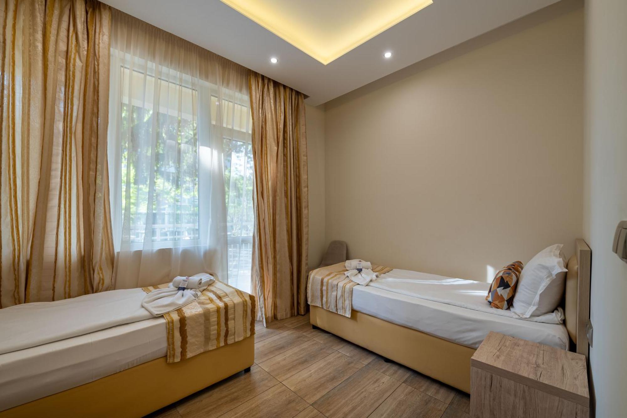 Perla Apartments First Line Nesebar Exterior photo