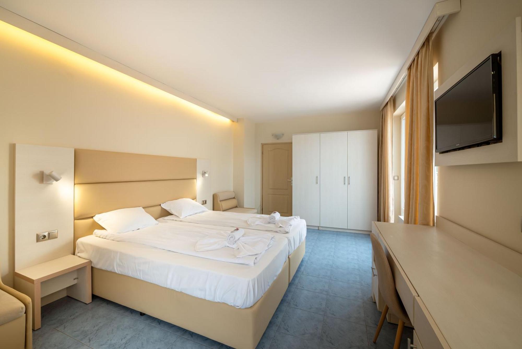 Perla Apartments First Line Nesebar Exterior photo